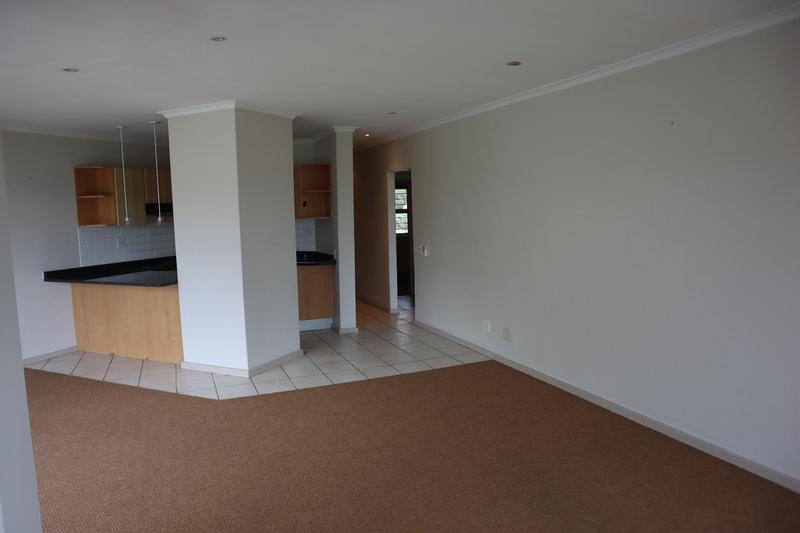 To Let 2 Bedroom Property for Rent in Vredehoek Western Cape